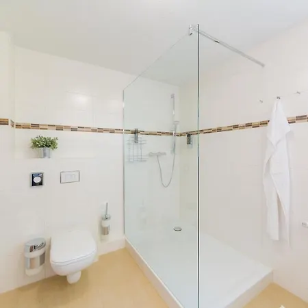 Dependance Am Alt Gaarzer Eck